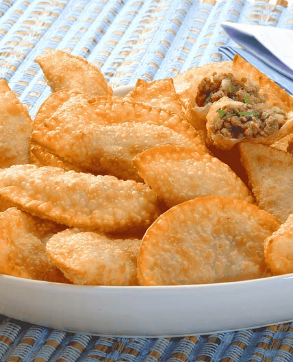 Salvadoran Meat Turnovers