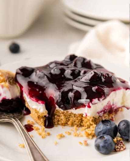 DeCarma‘s (Mom‘s)Blueberry Dessert 