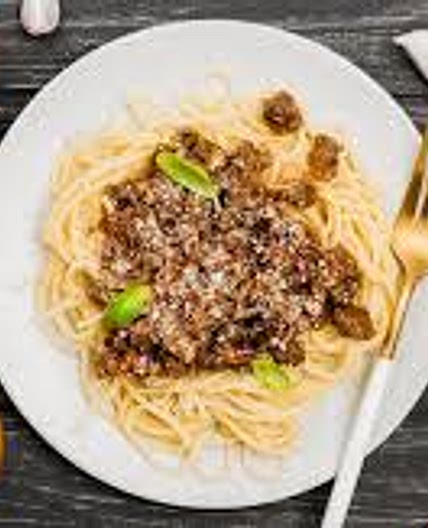One-Pot Creamy Ground Beef And Garlic Butter Pasta #2s