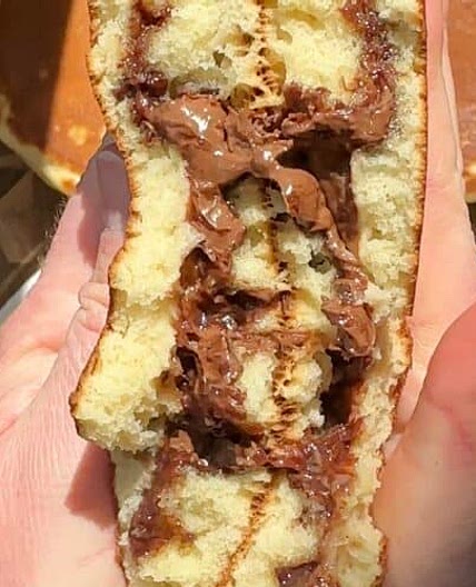 Nutella Stuffed Pancakes- Soufflé Style Pancakes