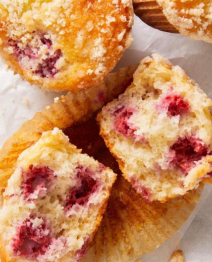 Lemon-Raspberry Streusel Muffins