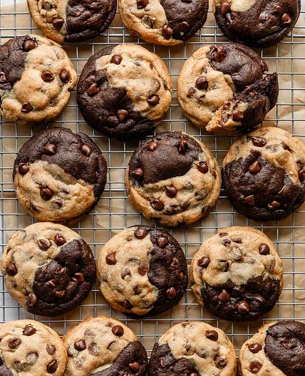 Soft-Baked Peanut Butter Chocolate Swirl Cookies