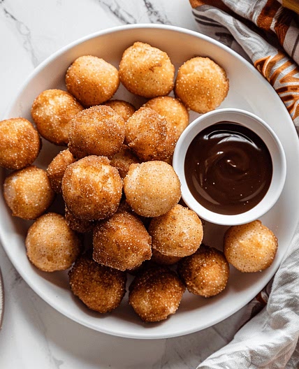 Churro Bites with Chocolate Dipping Sauce