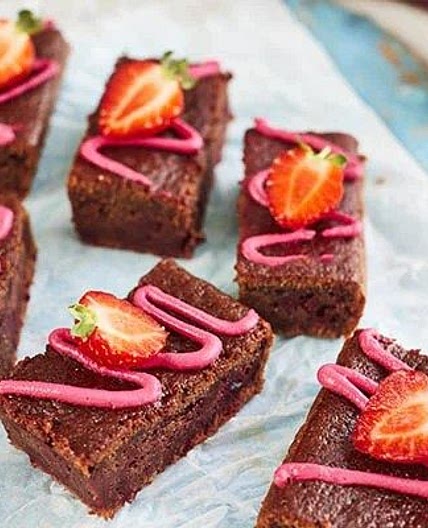 Strawberry and chocolate beetroot cake