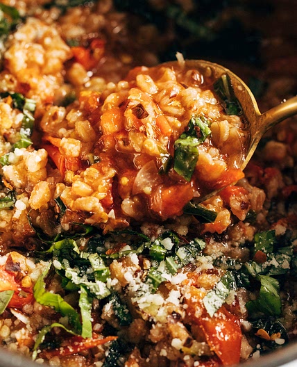 One-Pan Farro with Tomatoes and Kale