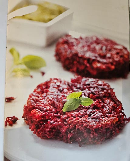 Burger à la galette de betterave