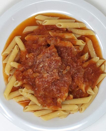 Boneless Chicken Kapama with Penne Pasta