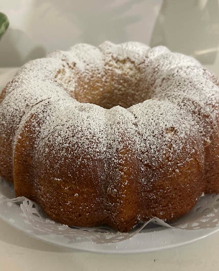 Aunt Vicky’s Pound Cake