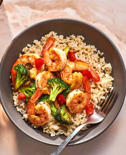 One-Pot Garlicky Shrimp & Broccoli