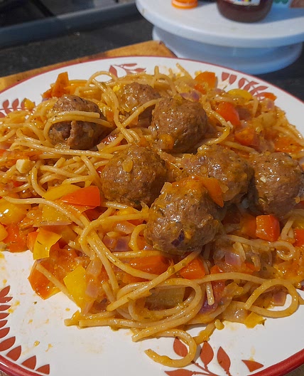 Spaghetti meatballs