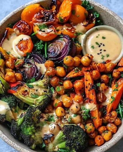 Roasted veggie tahini bowl 