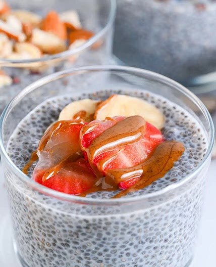 3 INGREDIENT CHIA PUDDING