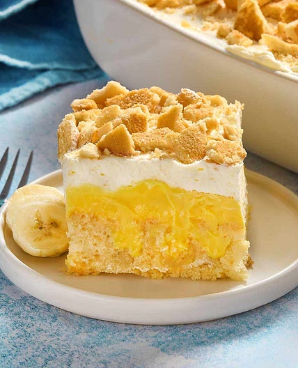 Banana Pudding Poke Cake