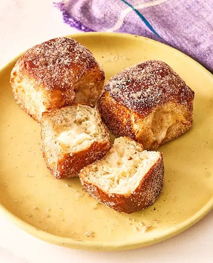 Hawaiian roll cinnabon delights