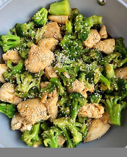 Easy Whole30 Chinese Chicken and Broccoli