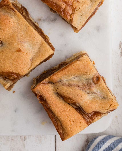 Caramel Swirl Blondies