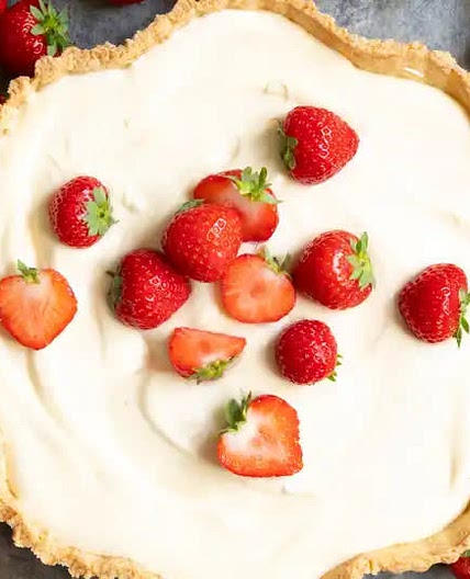 Elderflower & strawberry pie