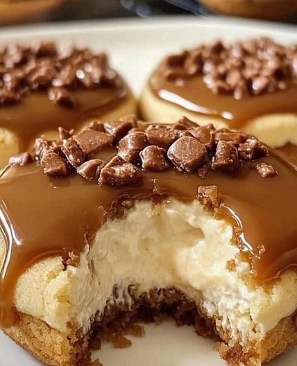 Caramel Cheesecake Cookies