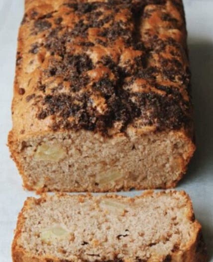 Autunm Apple cake (146by7)