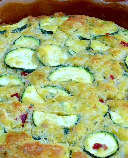 Zucchini-Shallot-Roasted Red Pepper Pie