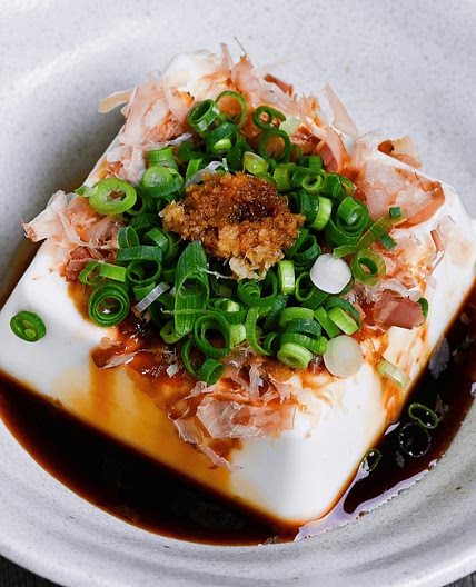 Hiyayakko Japanese Cold Tofu (with 15 Topping Ideas)