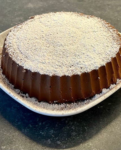 Apple & dark chocolate mousse cake