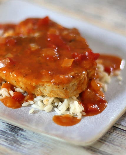 Grand-Maman Gisele's Pork Chops and Veggie Sauce