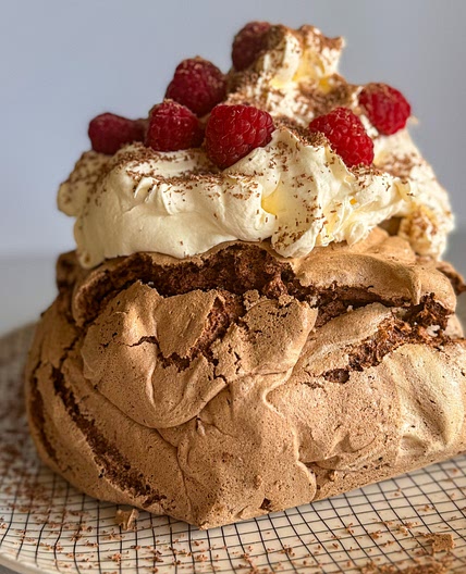 Air-fryer Chocolate Pavlova