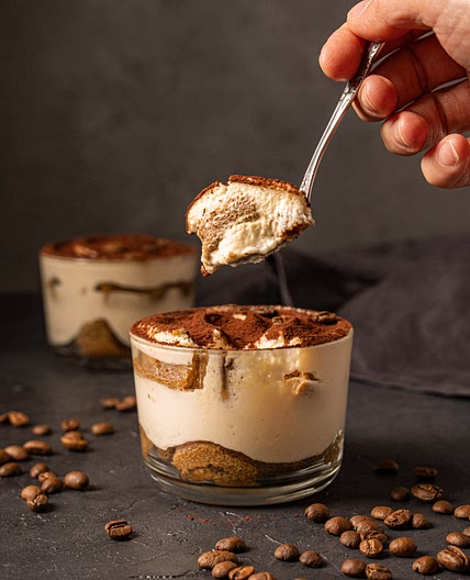 Classic Italian Tiramisu