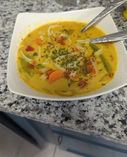 Turmeric vegetable soup