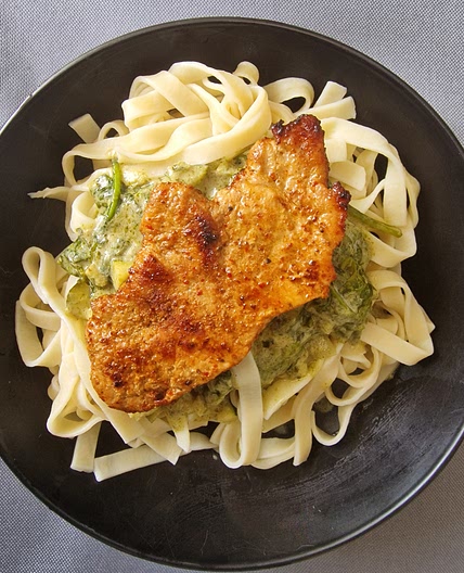 Creamy Pesto pasta with pork loin
