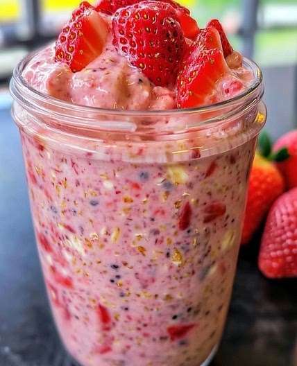 Strawberries and Cream Overnight Oats