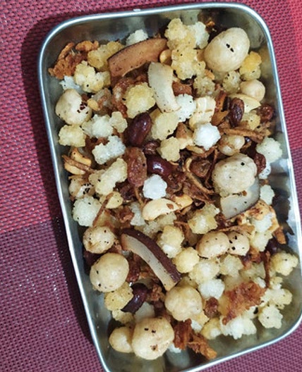 उपवास की नमकीन (Upwas ki namkeen recipe in Hindi)