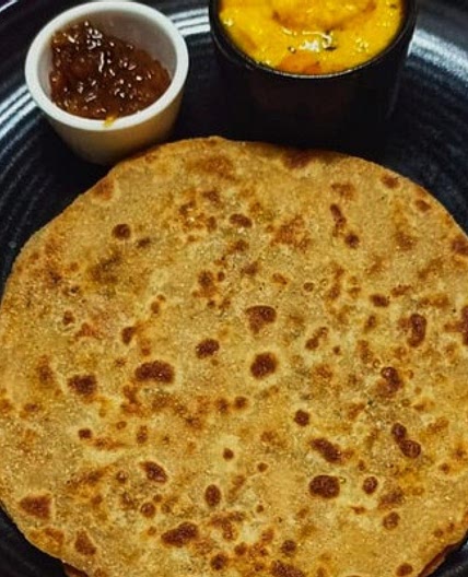 टमाटर पराठा (Tamatar Paratha recipe in hindi)