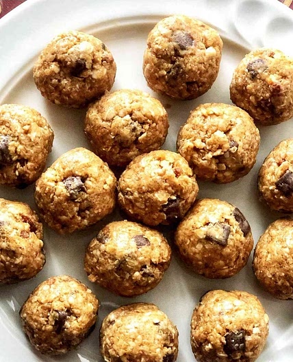 Peanut Butter Protein Balls