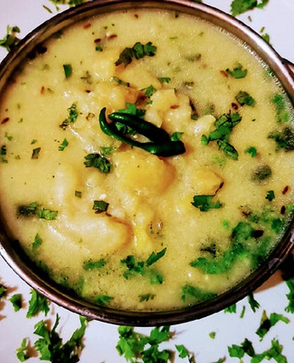 फलाहारी दही के आलू (Falahari dahi ke aloo recipe in Hindi)