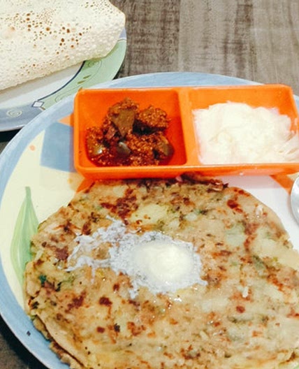 ग्रीन स्टफ आलू पराठा (Green Stuff Aloo Paratha recipe in Hindi)