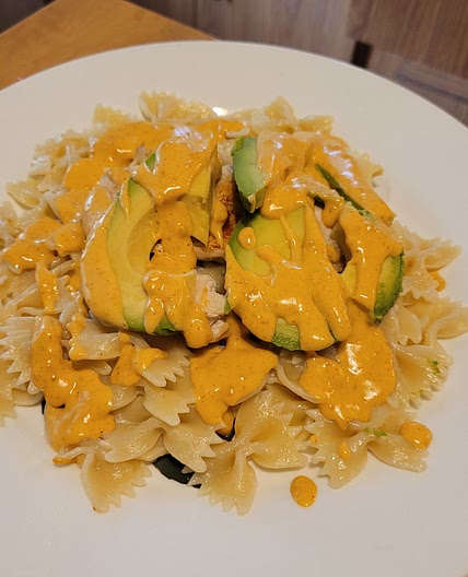 Saucy Chicken with Avocado
