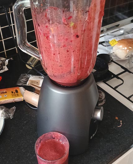 Simply berries smoothie