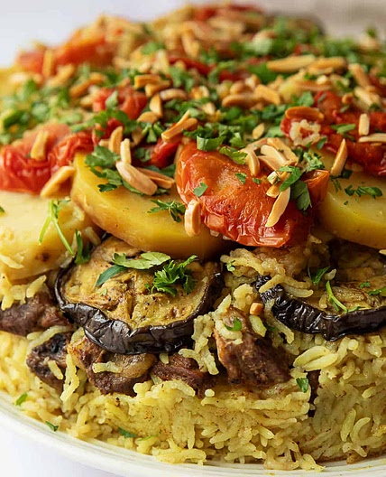 Maqluba مقلوبة