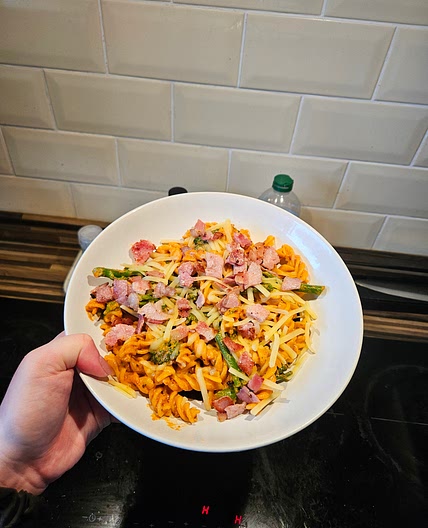 Creamy Red Pesto, Crispy Bacon & Broccoli Pasta