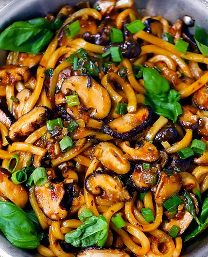 Udon Stir Fry w/ Mushrooms