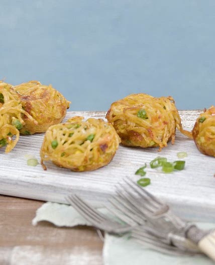 Use-it-up pie maker spaghetti frittata