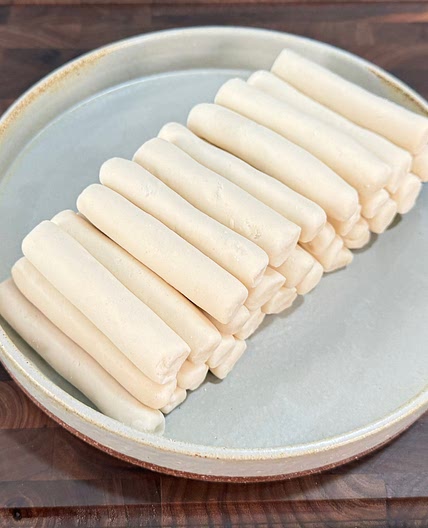 Can you really make Tteokbokki from flour? 🤔