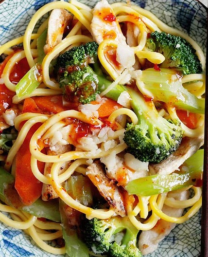 Chicken mee goreng