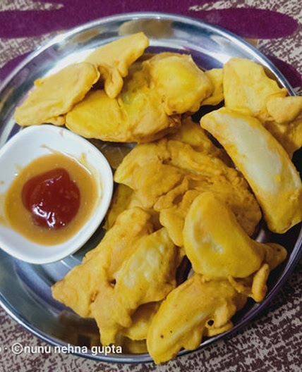 आलू के पकौड़े (Aloo ke pakode recipe in Hindi)