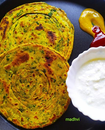 मेथी लच्छा पराठा (Methi Laccha paratha recipe in Hindi)