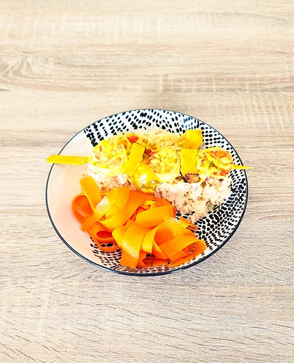 Brochettes de scampis à la mangue et au lait de coco