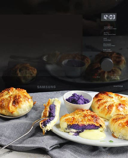 Tomini e pesto di cavolo rosso in crosta di sfoglia