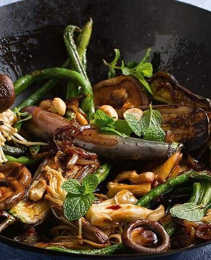Sichuan pepper Chinese vegies with cashews